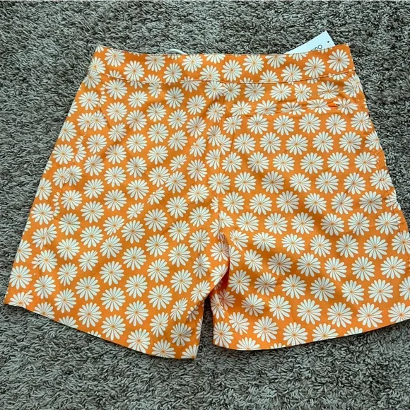 Outdoor Voices Men's Solarcool 6" Beach Boardshort in Apricot Floral - Picture 8 of 9